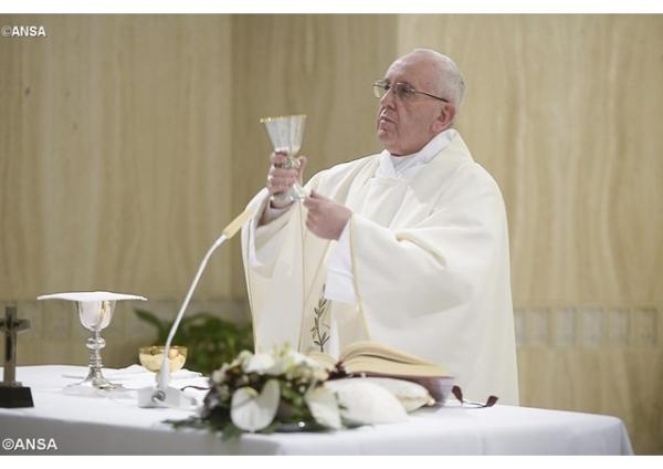 Ranná homília pápeža Františka: Prenechajme súdenie druhých na Boha